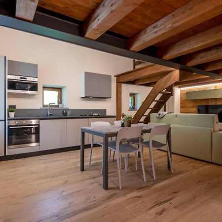 아파트 Maison Marcoz - Vacanze 에트로블레스